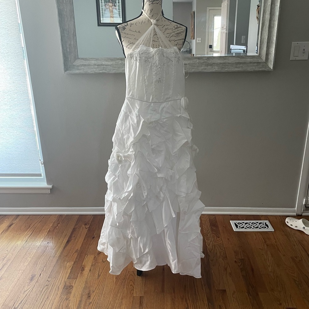 Girls white flower girl/ communion dress